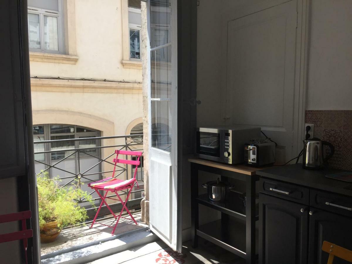 Chez Noelle Et Emmanuel Apartment Монпелие Екстериор снимка
